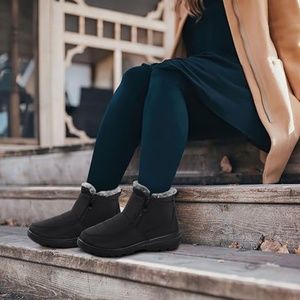 New without tags Women Waterproof Winter Fur Lined Booties Non Slip SIZE 10